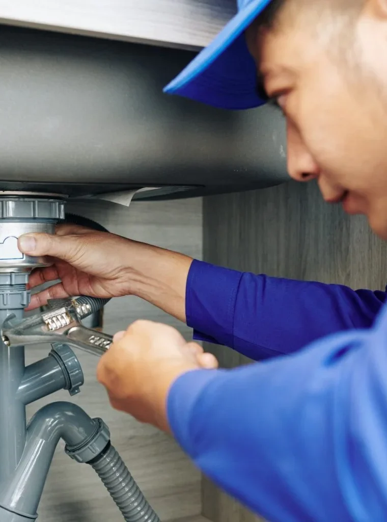 plumber-repairing-a-leaky-drain-1536×1024 plumber-repairing-a-leaky-drain-1536x1024